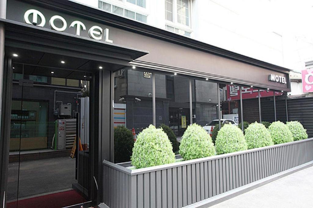 Sinyoung Motel Szöul Kültér fotó