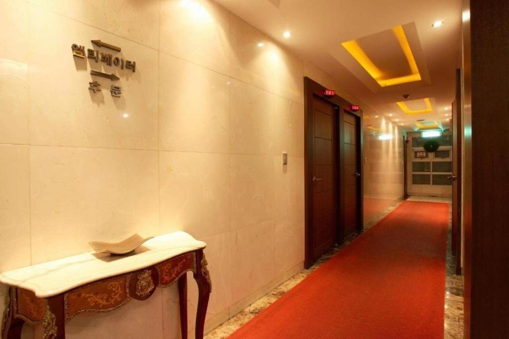 Sinyoung Motel Szöul Kültér fotó