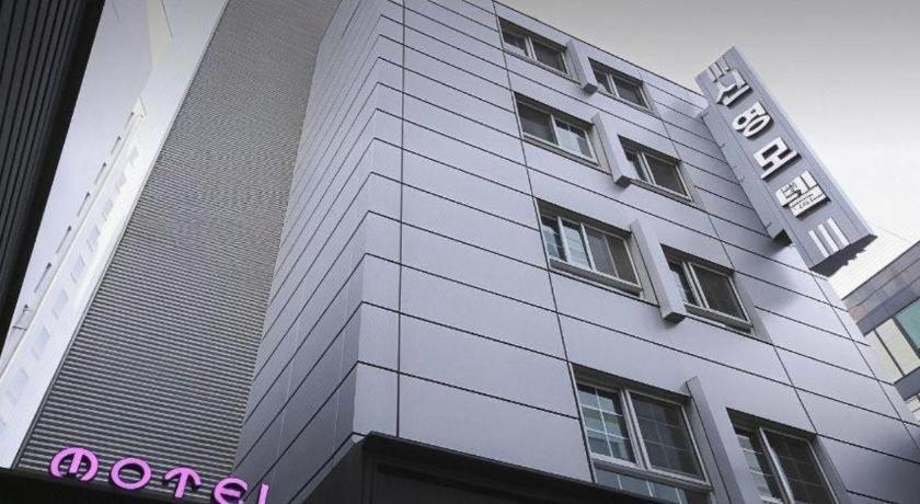 Sinyoung Motel Szöul Kültér fotó