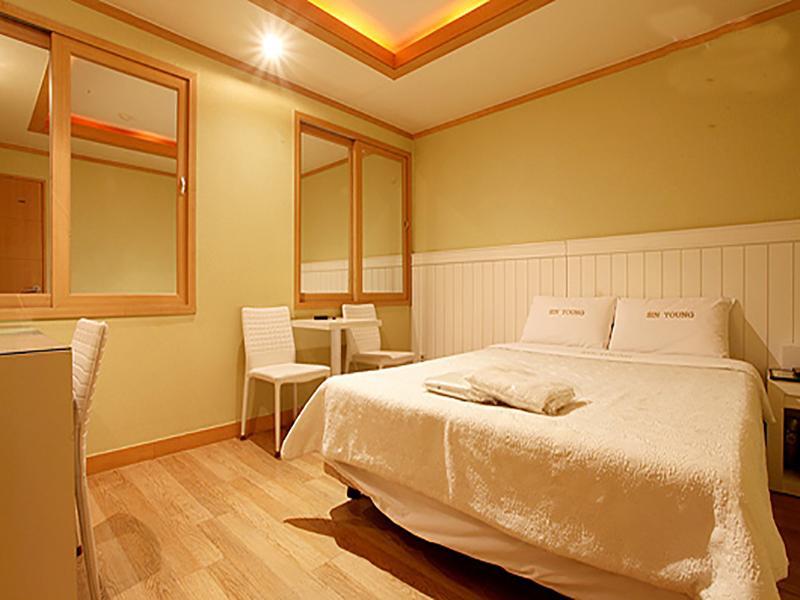 Sinyoung Motel Szöul Kültér fotó